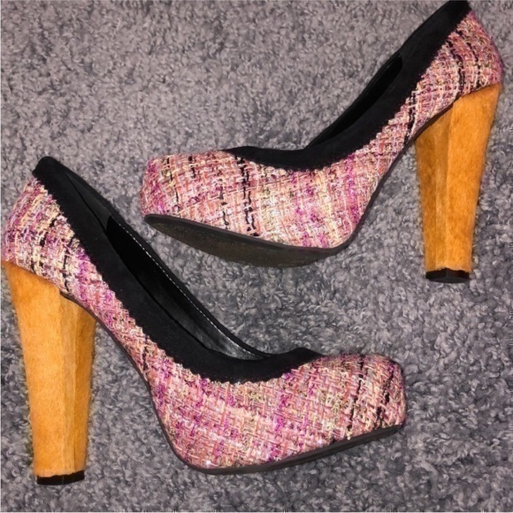 Jessica Simpson Plaid shoes